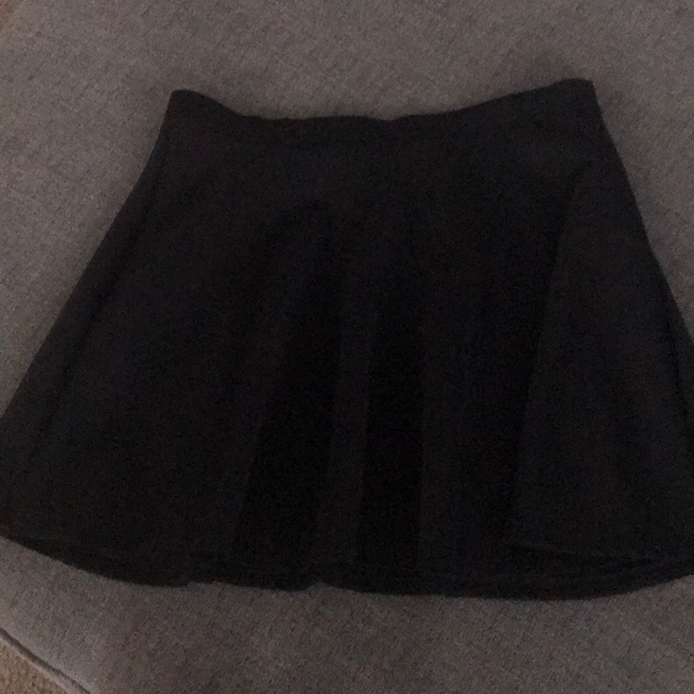 Black skater skirt